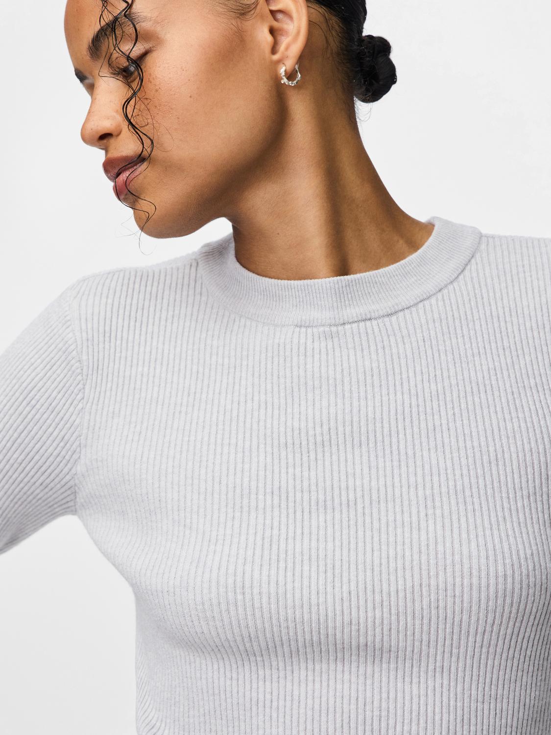 model_shot-detail